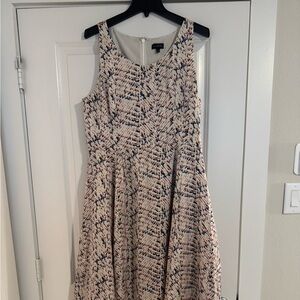 The Limited Cream and Black Patterned Hi-Lo Midi Dress